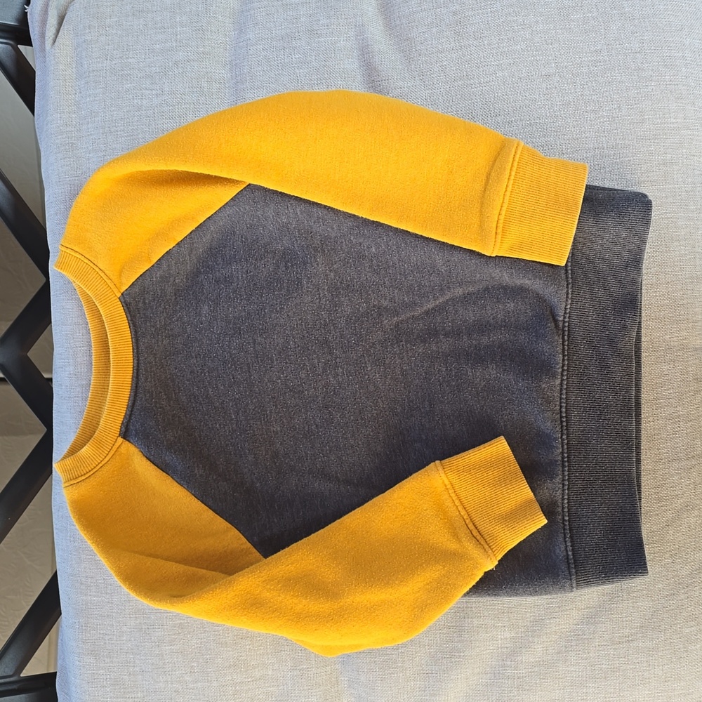Cat&Jack sweatshirt